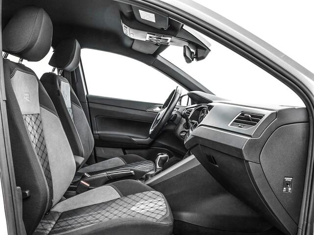 Volkswagen POLO 1.0 TSI 110pk DSG R-Line · Matrix LED · ACC · Apple/Android Car Play · Sportstoelen · 17"Velgen · Active Info Display ·