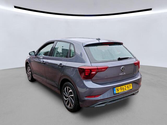 Volkswagen POLO 1.0 TSI Life / App connect / Camera / Lichtmetaal 15 inch / Parkeersensoren V+A /