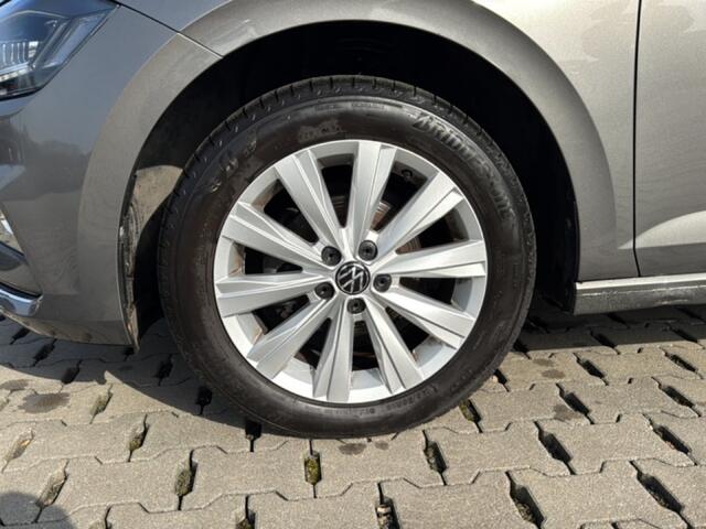 Volkswagen POLO 1.0 TSI HIGHLINE PANO-DAK/TREKHAAK/CAMERA/ACC/STOELVERW/NAVI