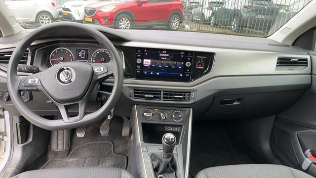 Volkswagen POLO 1.0 TSI Comfortline / Navigatie / Apple Carplay