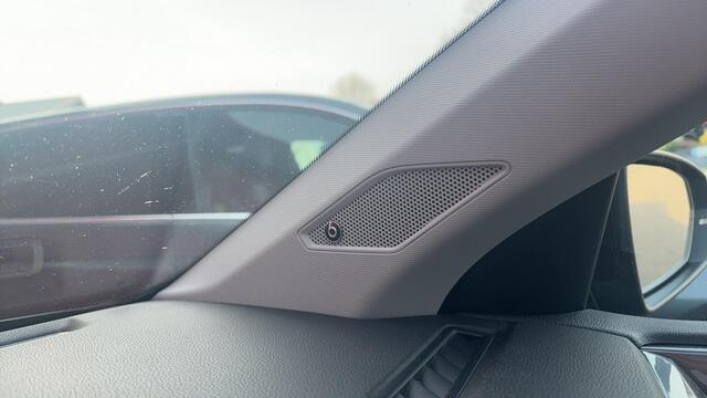 Volkswagen POLO 1.0 TSI Highline R-LINE / 116PK / PANORAMADAK / FULL LED / BEATS AUDIO / CARPLAY / ACC / DCC / DAB+ / NL-AUTO