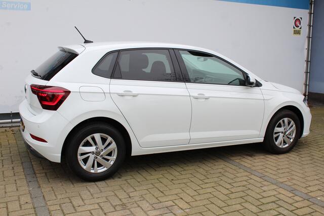Volkswagen POLO 1.0 TSI Go | Incl. 12 maanden Garantie | Stoelverwarming | Parkeersensoren V+A | Cruise controle | Airco | LED Koplampen | Digital cockpit | Apple CarPlay/Android Auto |