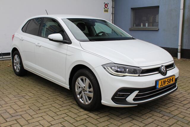 Volkswagen POLO 1.0 TSI Go | Incl. 12 maanden Garantie | Stoelverwarming | Parkeersensoren V+A | Cruise controle | Airco | LED Koplampen | Digital cockpit | Apple CarPlay/Android Auto |