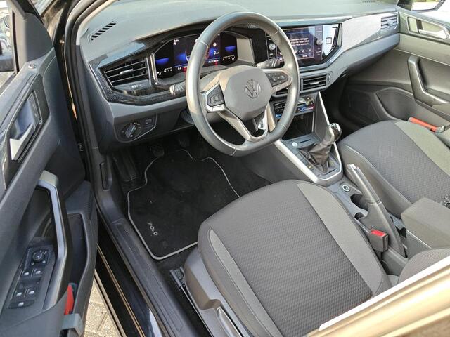 Volkswagen POLO 1.0 TSI 95pk H5 Life Business Climate Control Stoelverwarming Camera 16" Velgen Navigatie