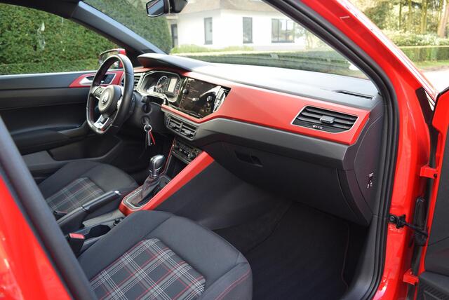 Volkswagen POLO 2.0 TSI GTI | DSG | Pano | PDC | Beats