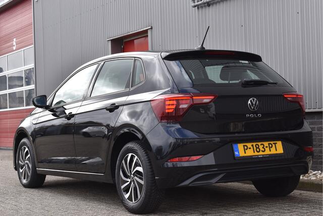 Volkswagen POLO 1.0 TSI Business Virtual cockpit, Adaptive cruise, Stoelverwarming, PDC, Carplay, DAB