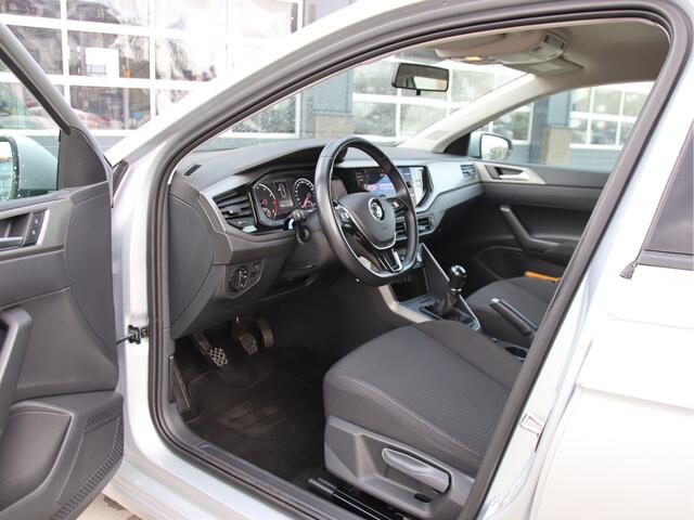 Volkswagen POLO 1.0 TSI Comfortline Business Carplay, Navi, NL-Auto, NAP, Climate, LMV