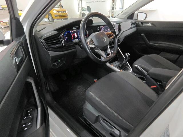 Volkswagen POLO 1.0 TSI Life Business / Digitaal dashboard / Navigatie / App connect / Camera / Parkeersensoren V+A /