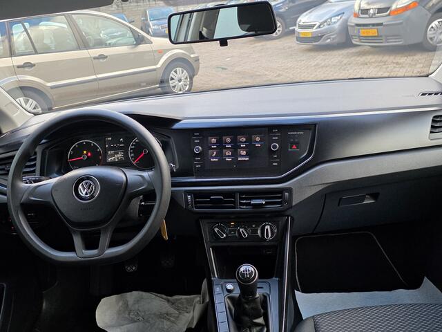 Volkswagen POLO 1.0 5DRS TEL CV CRUISE CONTROL AIRCO