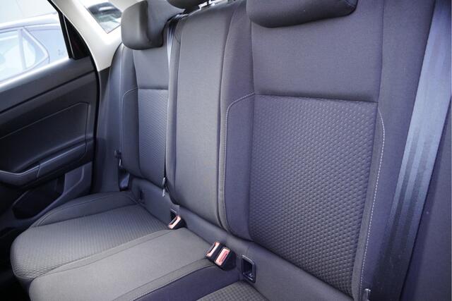 Volkswagen POLO 1.0 TSI 5drs Comfortline BJ2020 Lmv 15" | Led | Pdc | Trekhaak | App-Connect | Navi | Airco | Cruise control | Getint glas