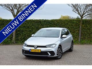 volkswagen-polo-96-pk-tsi-life-1e-e