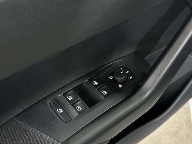 Volkswagen POLO 1.0 TSI Life Edition 95 pk Apple | Clima | Carplay/Android Auto| LED | Camera |