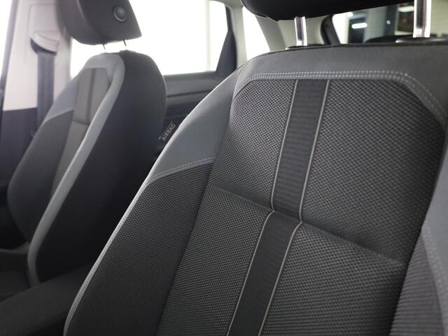 Volkswagen POLO 1.0 TSI Style 95 pk Automaat (DSG) | Navigatie | Parkeersensoren | Achteruitrijcamera | Adaptieve cruise control | Matrix LED koplampen | Stoelverwarming |