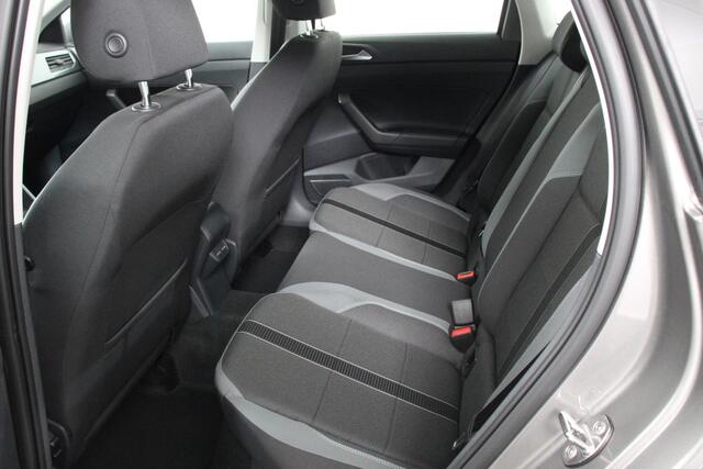 Volkswagen POLO 1.0 TSI DSG Highline | Navigatie | Apple Carplay / Android Auto | Climate Control | Cruise control | Lichtmetalen Velgen