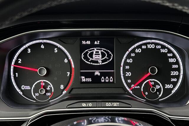 Volkswagen POLO 1.0 TSI Highline Business R | Stoelverwarming | Camera | Adaptieve cruise control