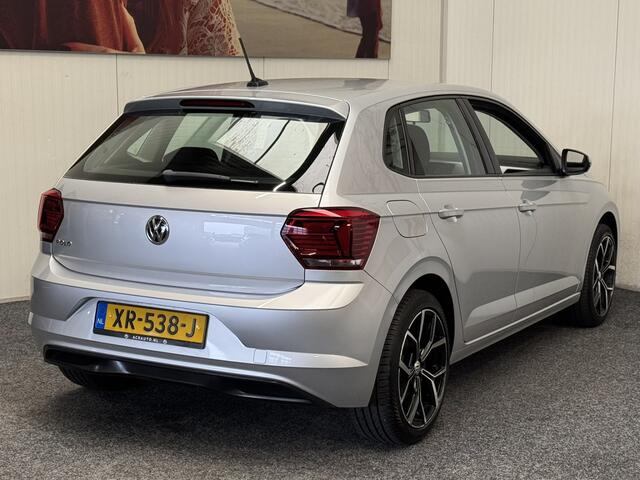 Volkswagen POLO 1.0 TSI HIGHLINE NAVIGATIE CRUISE CONTROL AIRCO BLUETOOTH TELEFOON MEDIA VOORBEREIDING 17"LICHTMETALEN VELGEN ZEER MOOI !! 3010