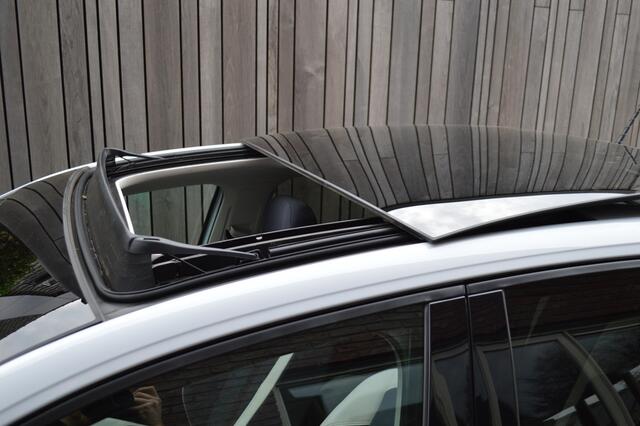 Volkswagen POLO 1.0 TSI Beats Panorama Clima CarPlay Pdc