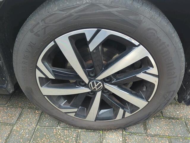 Volkswagen POLO 1.0 TSI Life / AIRCO/ APP-CONNECT/ CRUISE/ PARK. SENSOREN V&A/ NAVI/ 16"LMV