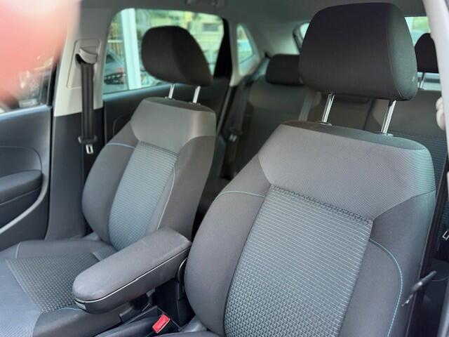 Volkswagen POLO 1.0 BlueMotion Connected Series - Carplay | Camera | PDC v+a | NAV | DAB | Stoelverw.