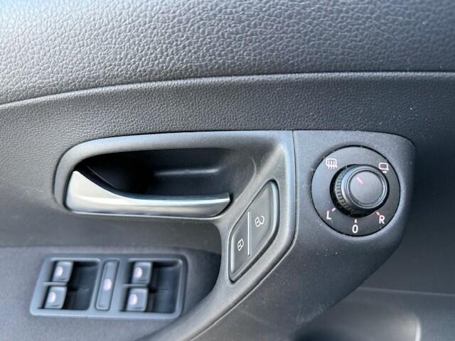 Volkswagen POLO 1.0 BlueMotion Connected Series - Carplay | Camera | PDC v+a | NAV | DAB | Stoelverw.