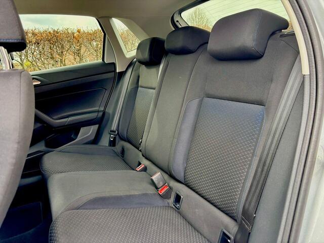 Volkswagen POLO 1.0 TSI Highline Business R