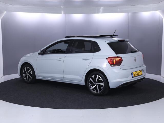 Volkswagen POLO 1.0 TSI Highline | Panorama dak | Led koplampen | Climate Control | Achteruitrijcamera | Carplay | Adaptive Cruise Control |