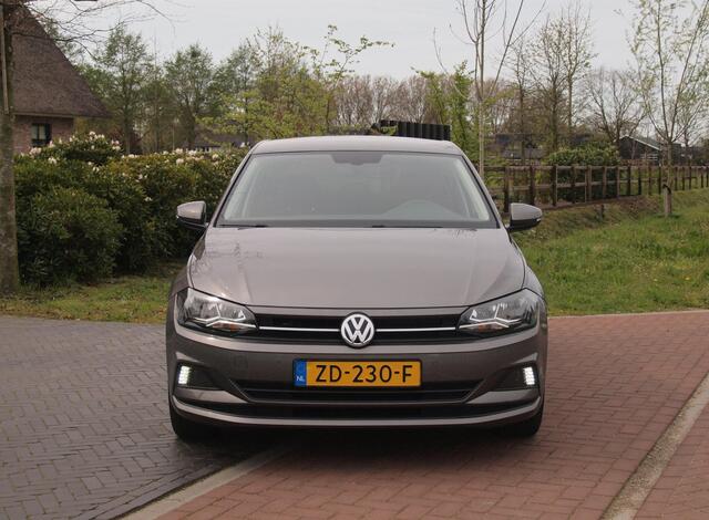 Volkswagen POLO 1.0 TSI Comfortline | Climate Control| Apple Carplay | Cruise Control | Parkeersensoren | Stoelverwarming |