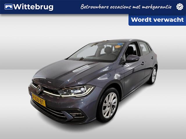 Volkswagen POLO 1.0 TSI Style / PARK. SENSOREN/ IQ. LIGHT/ APP CONNECT/ ADAPT. CRUISE/ NAVI/ CLIMA/ 16" LMV