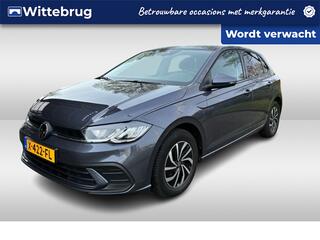 volkswagen-polo-1.0-tsi-life---navi