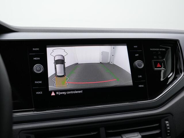 Volkswagen POLO 1.0 TSI 95 pk DSG R-Line | IQ Light | Achteruitrijcamera | Adaptive Cruise | Stoelverwarming
