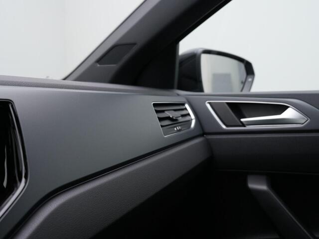 Volkswagen POLO 1.0 TSI 95 pk DSG R-Line | IQ Light | Achteruitrijcamera | Adaptive Cruise | Stoelverwarming