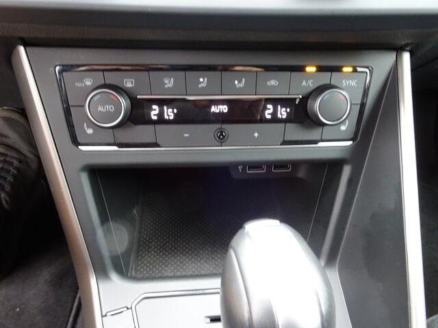 Volkswagen POLO 1.0 TSI Comfortline Business Automatische airco, apple carplay, parkeersensoren, licht metalen velgen, cruise controle, stoel verwarming, automaat, enz.