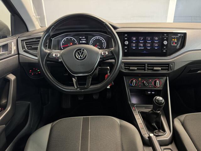 Volkswagen POLO 1.0 TSI Panoramadak/Navi/Parkeersensoren/Stoelverwarming
