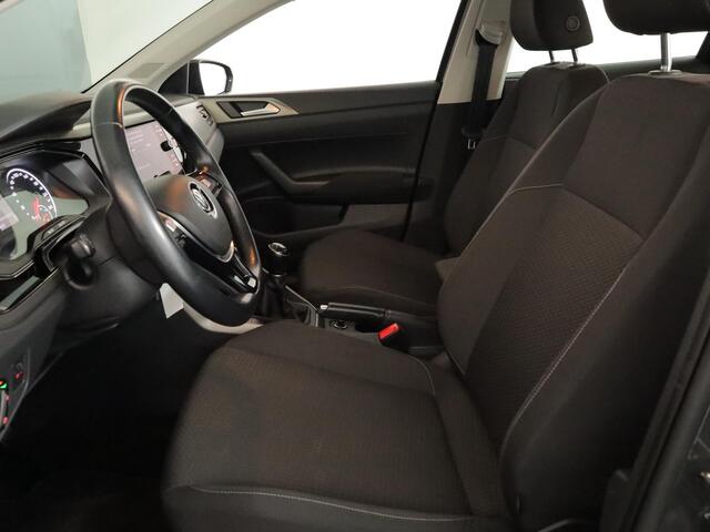 Volkswagen POLO 1.0 TSI Comfortline 95pk | Airconditioning | Adaptieve cruise controle | Navigatie |