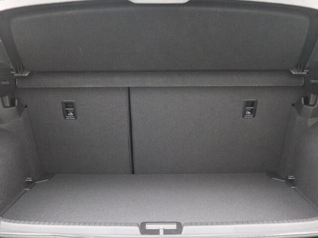 Volkswagen POLO 1.0 TSI R-Line Edition 95PK DSG Pano-Schuifdak, Keyless, Side Assist, Adaptieve Cruise Control, Achteruitrijcamera, 17" LM Velgen, Navi via Apple Carplay/Android Auto