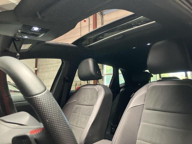 Volkswagen POLO 2.0TSI/207PK GTI DSG · Panoramadak · Leder/Alcantara · Camera + Parkeersensoren