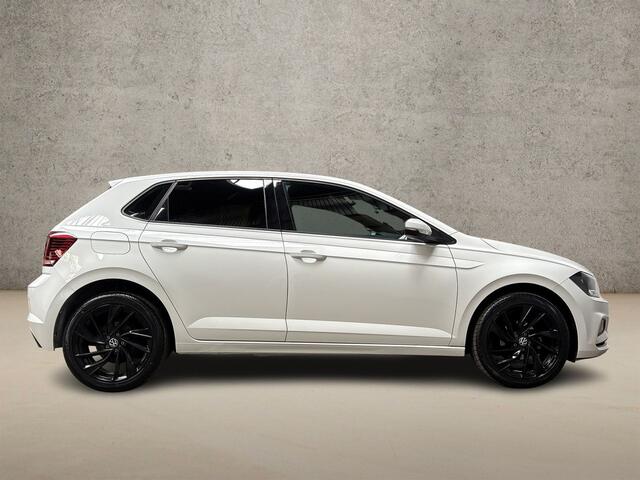 Volkswagen POLO 1.0 TSI Sportline (VIRTUAL COCKPIT, ZWART HEMEL, LEDER, APPLE CARPLAY, GROOT NAVI, SPORTSTOELEN, ADAPTIVE CRUISE, NIEUWE APK, NIEUWSTAAT)