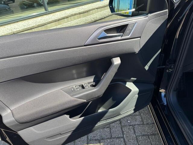 Volkswagen POLO 1.0 TSI Highline | Led | App-connect | ACC | AUR.camera | LMV16"