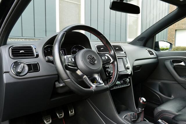 Volkswagen POLO 1.8 TSI GTI Rijklaarprijs-Garantie Android/Apple carplay Leder Interieur Airco Camera