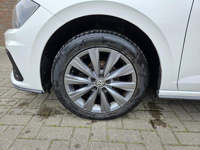 Volkswagen POLO 1.0 MPI R-line