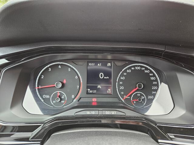 Volkswagen POLO 1.0 MPI R-line