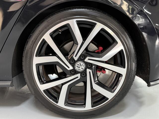 Volkswagen POLO 2.0 TSI GTI DSG PANO VIRTUAL BEATS