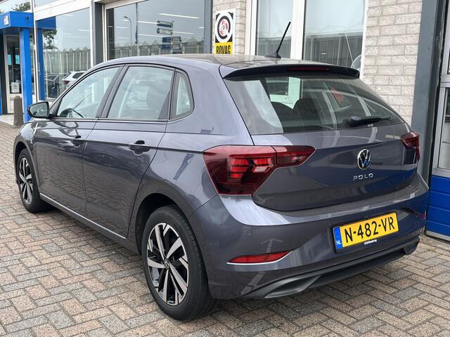 Volkswagen POLO 1.0 TSI Life / PARK. SENSOREN V&A/ AIRCO/ NAVI/ DIGITAL DASH/ CRUISE/ 16" LMV
