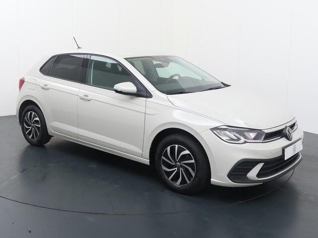 Volkswagen POLO 1.0 TSI Life Edition | 95 PK | Automaat | Adaptive cruise control | Achteruitrijcamera | Apple Carplay/Android Auto |