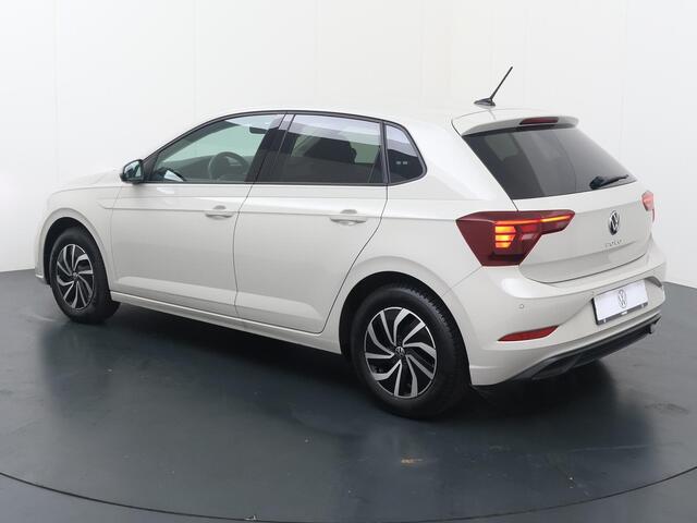 Volkswagen POLO 1.0 TSI Life Edition | 95 PK | Automaat | Adaptive cruise control | Achteruitrijcamera | Apple Carplay/Android Auto |