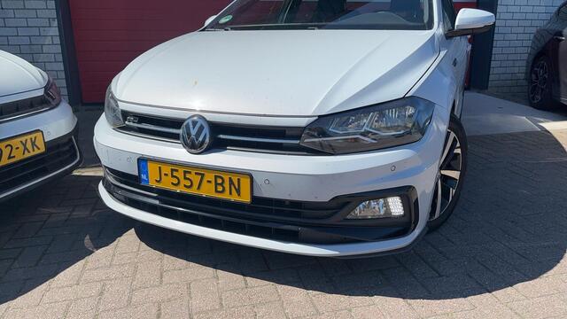Volkswagen POLO 1.0 TSI Highline R-LINE / WHITE SILVER / CAMERA / CARPLAY / NAVI / CLIMA / PDC / BLUETOOTH / ACC / NL-AUTO
