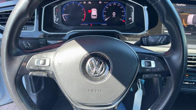 Volkswagen POLO 1.0 TSI Highline R-LINE / WHITE SILVER / CAMERA / CARPLAY / NAVI / CLIMA / PDC / BLUETOOTH / ACC / NL-AUTO