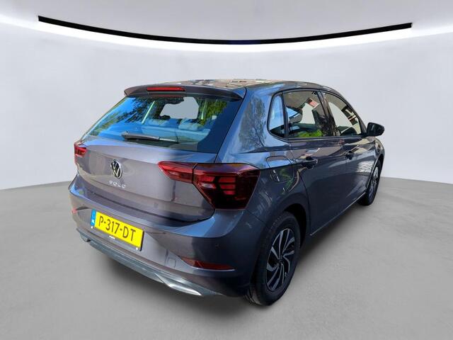 Volkswagen POLO 1.0 TSI Go / App connect / Parkeersensoren V+A / Lichtmetaal 15 inch /