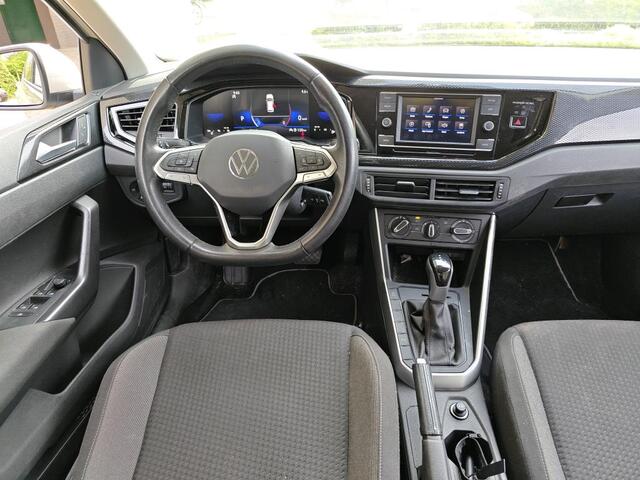 Volkswagen POLO 1.0 TSI Life Edition / App connect / Parkeersensoren V+A / Fabriek garantie 4-28 / Camera /
