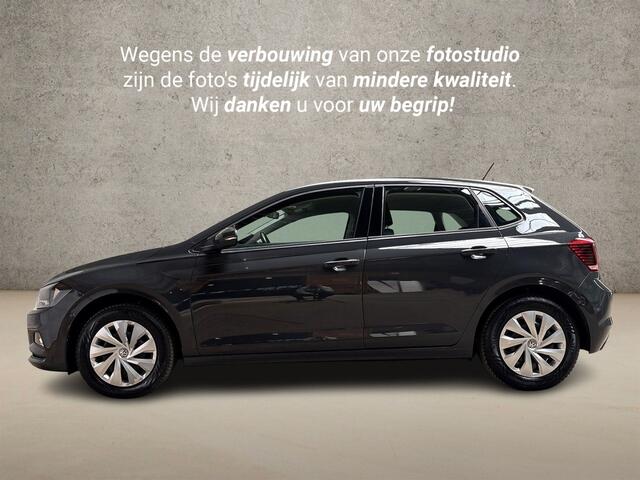 Volkswagen POLO 1.0 TSI Sportline Automaat (VIRTUAL COCKPIT, APPLE CARPLAY, GROOT NAVI, CAMERA, CLIMATE, SPORTSTOELEN, ADAPTIVE CRUISE, TREKHAAK, NIEUWSTAAT)